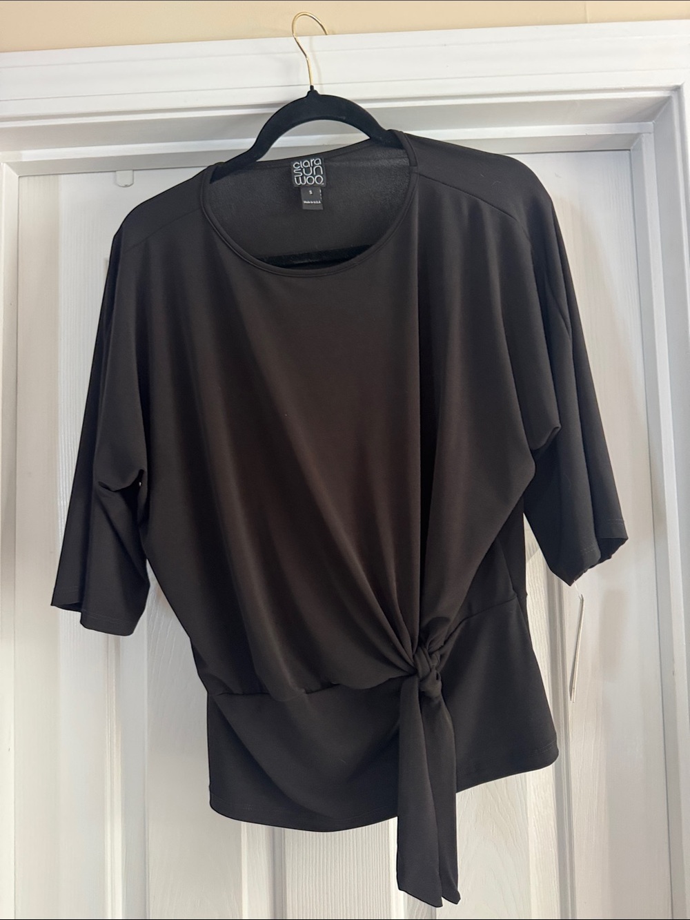 CLARA SUNWOO Black Knot-Front Short Sleeve Blouse